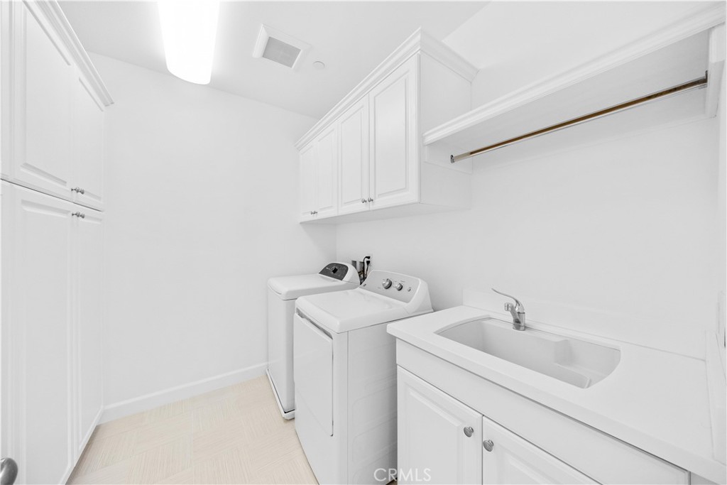 230 Shelbourne Irvine, CA 92620 - Photo 26 of 32