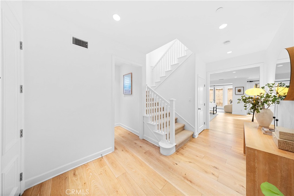 230 Shelbourne Irvine, CA 92620 - Photo 3 of 32