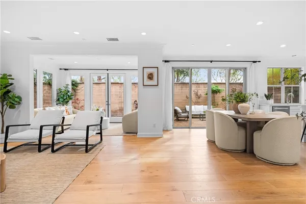 $2,390,000 | 230 Shelbourne, Irvine, CA 92620