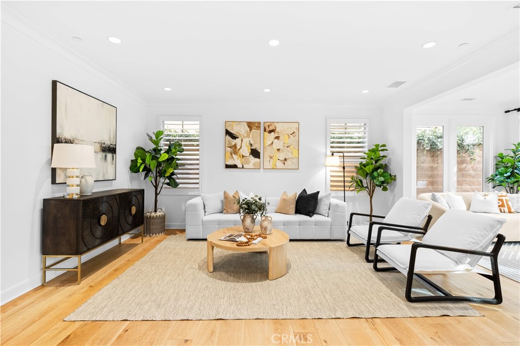 230 Shelbourne Irvine, CA 92620 - Photo 6 of 32