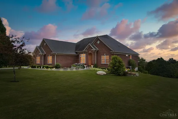 $1,100,000 | 6880 Oak Ridge Road, Hillsboro, OH 45133