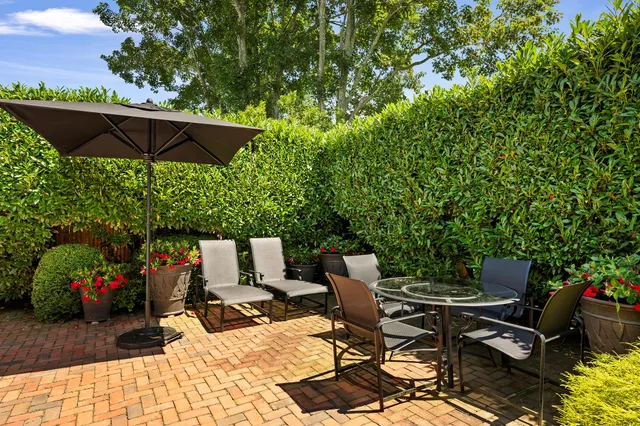 $1,625,000 | 16 Miller Lane, East Hampton, NY 11937