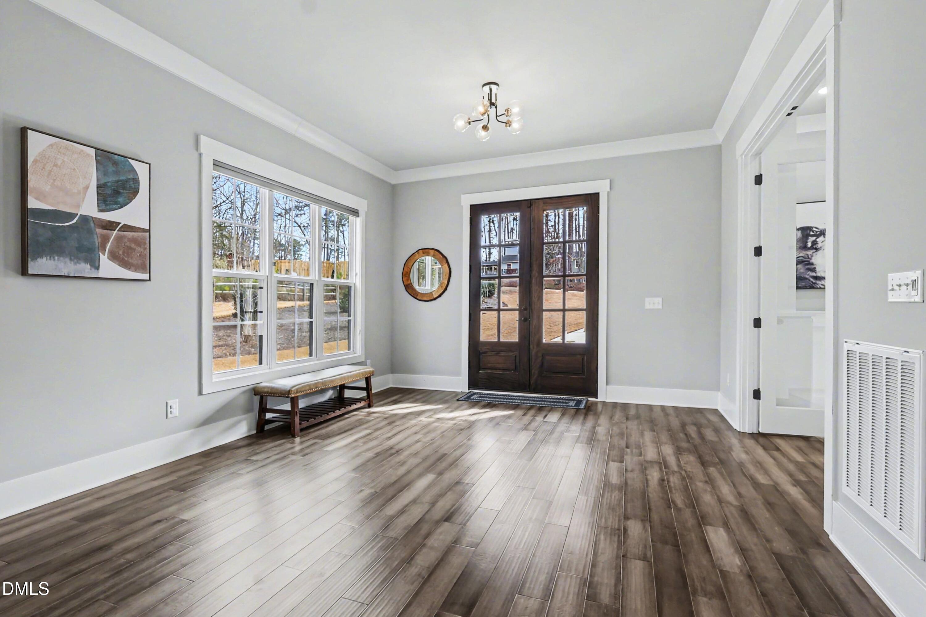 5200 Milner Drive Raleigh, NC 27606 - Photo 6 of 89 006_file_1319