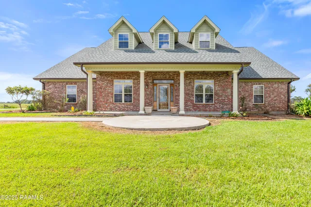 $750,000 | 6114 East Whitney Street, Crowley, LA 70526
