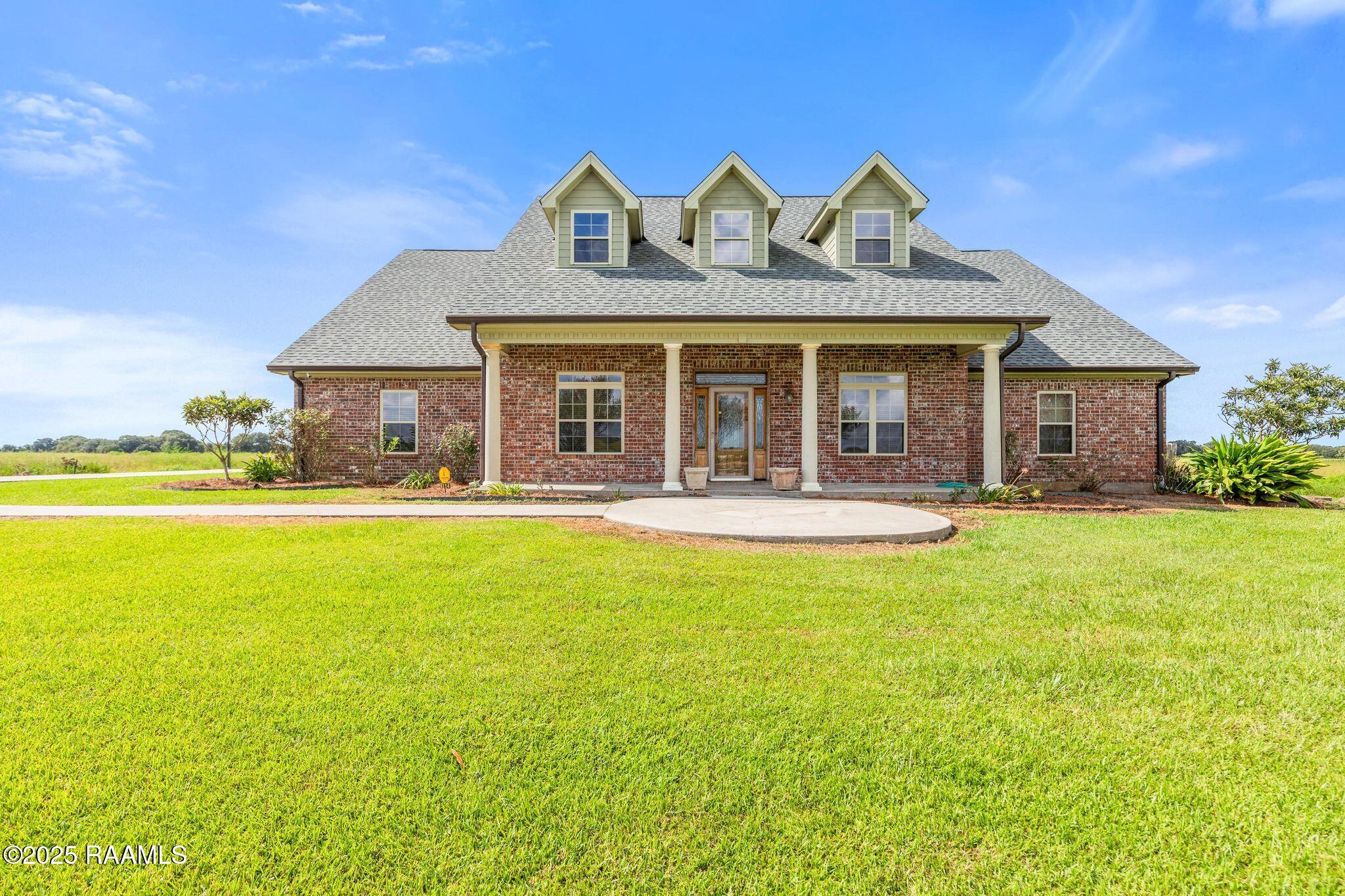 6114 East Whitney Street Crowley, LA 70526 - Photo 2 of 34 RxxdVGuA