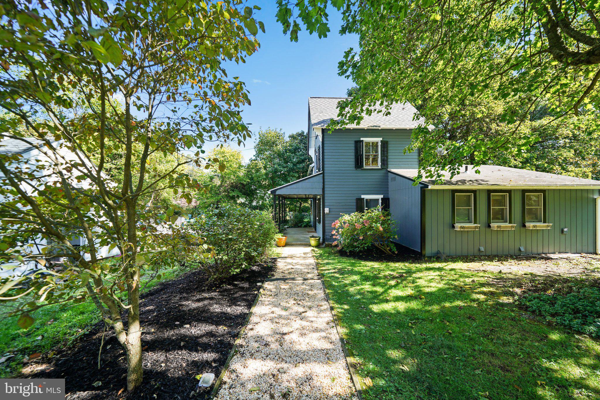 192 Warwick Road Elverson, PA 19520 - Photo 3 of 46 192 Warwick