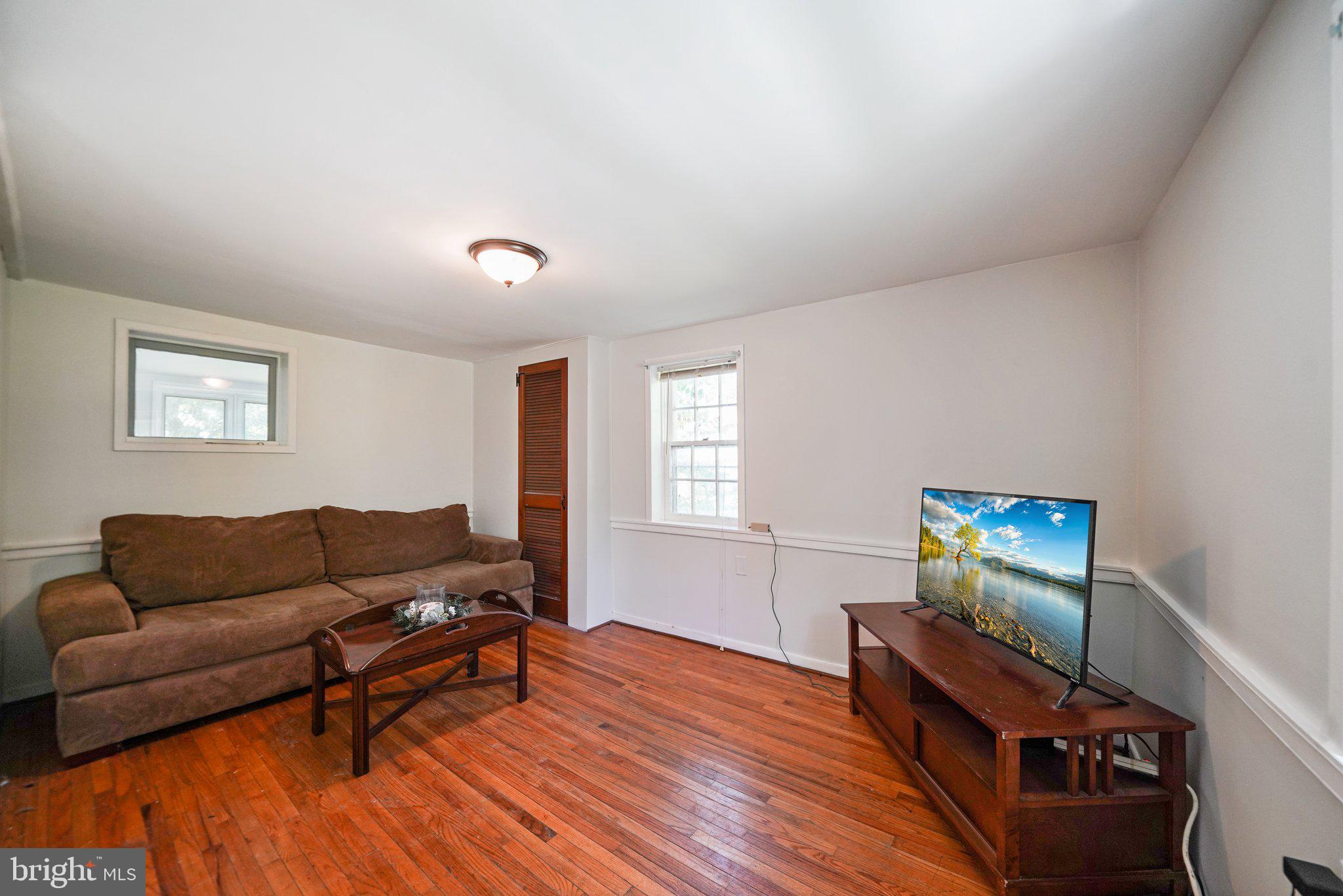 192 Warwick Road Elverson, PA 19520 - Photo 35 of 46 Living Room - 190 Warwick -