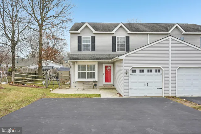 a view of a house with a outdoor space