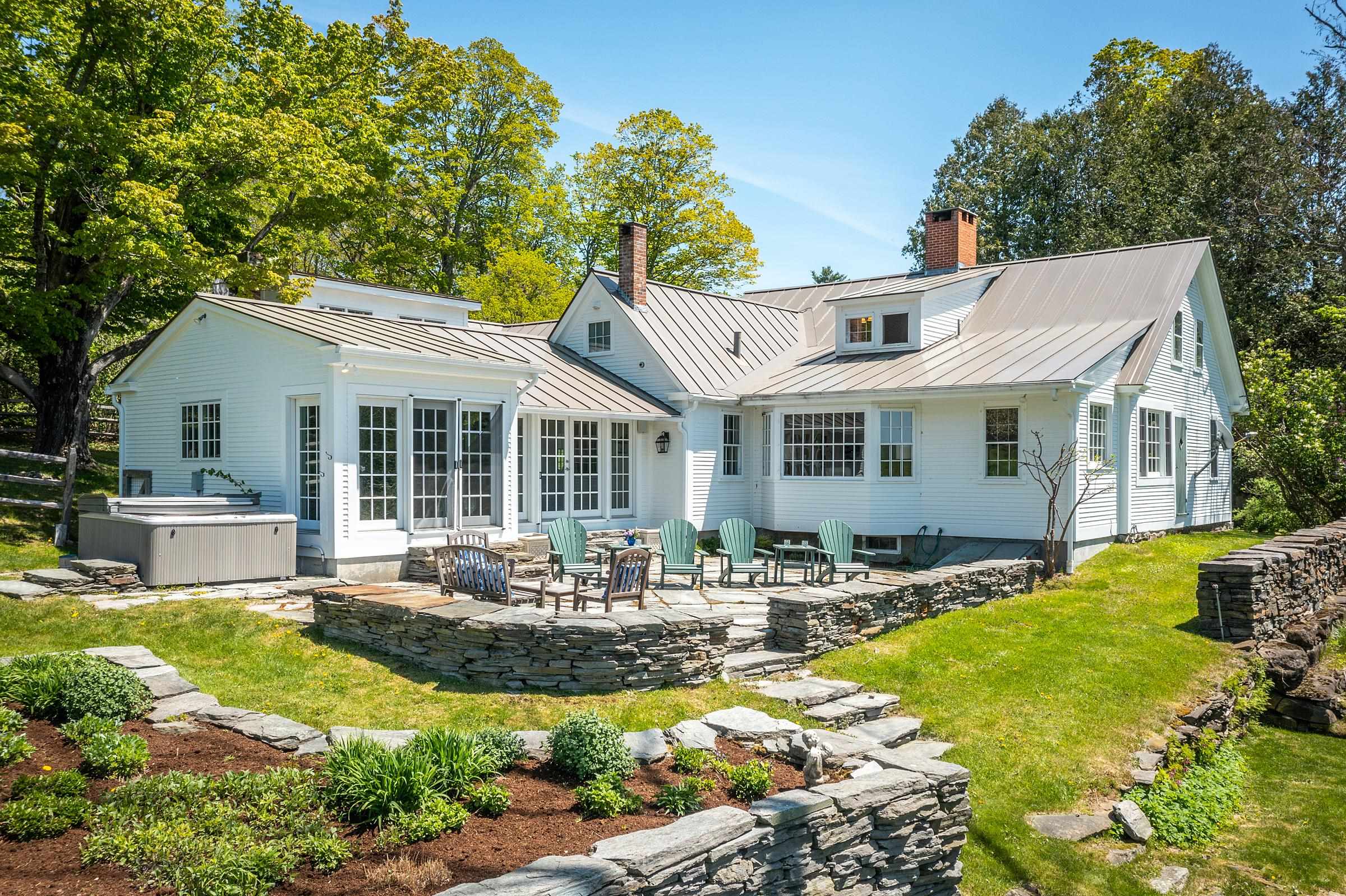 170 Grove Hill Road Woodstock, VT 05091 - Photo 4 of 40 Gallery Image 4