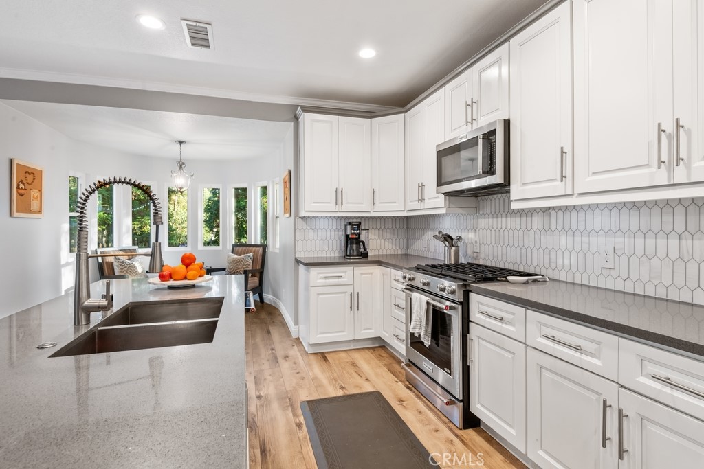 1243 Liverpool Court San Dimas, CA 91773 - Photo 13 of 50