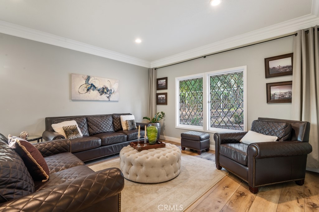 1243 Liverpool Court San Dimas, CA 91773 - Photo 5 of 50