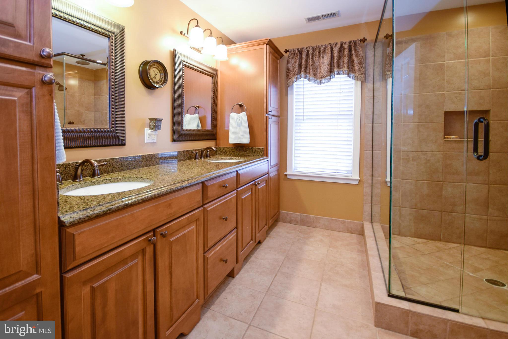 102 Boscobel Road Fredericksburg, VA 22405 - Photo 14 of 30 Bath (Master)