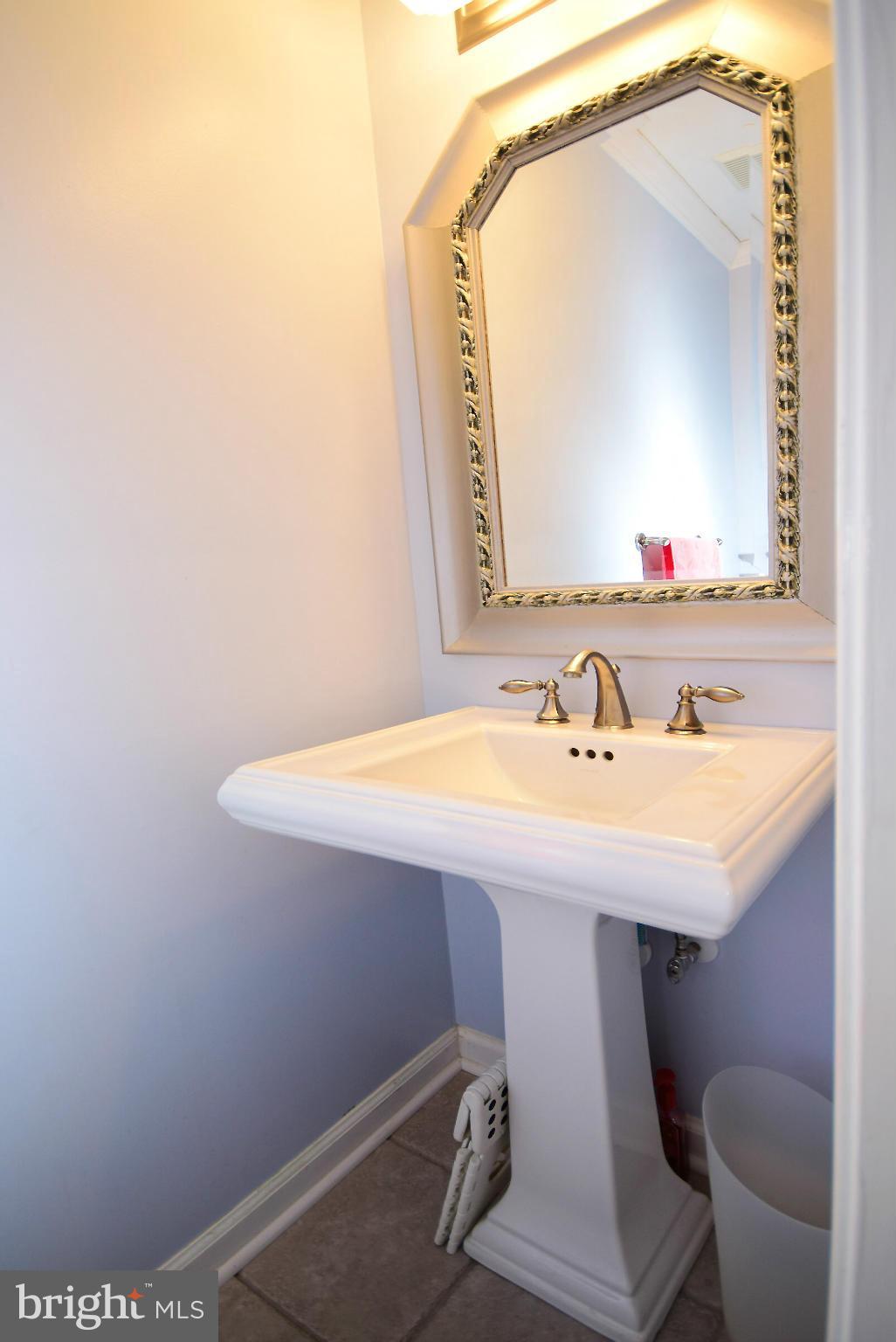 102 Boscobel Road Fredericksburg, VA 22405 - Photo 8 of 30 Half Bathroom