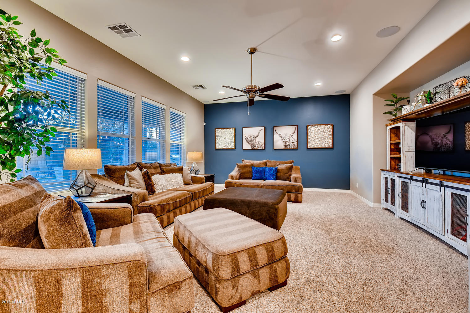 3649 East Morrison Ranch Parkway Gilbert, AZ 85296 - Photo 17 of 40 3649 E Morrison Ranch Pkwy-large-017-020