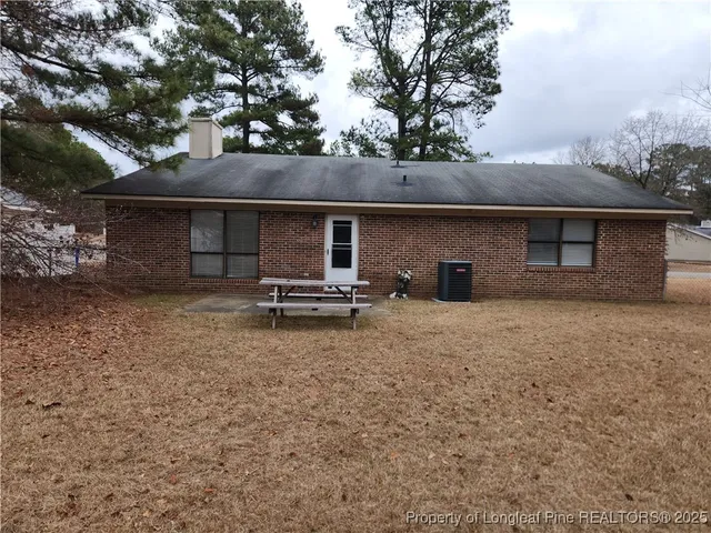 $1,600 | 7062 Calamar Drive, Fayetteville, NC 28314