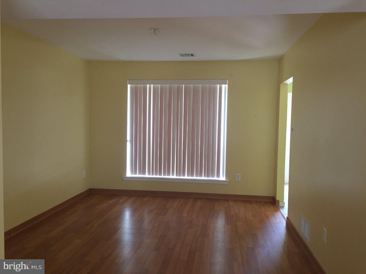 170 Crossing Way Lindenwold, NJ 08021 - Photo 4 of 10 Gallery Image 4