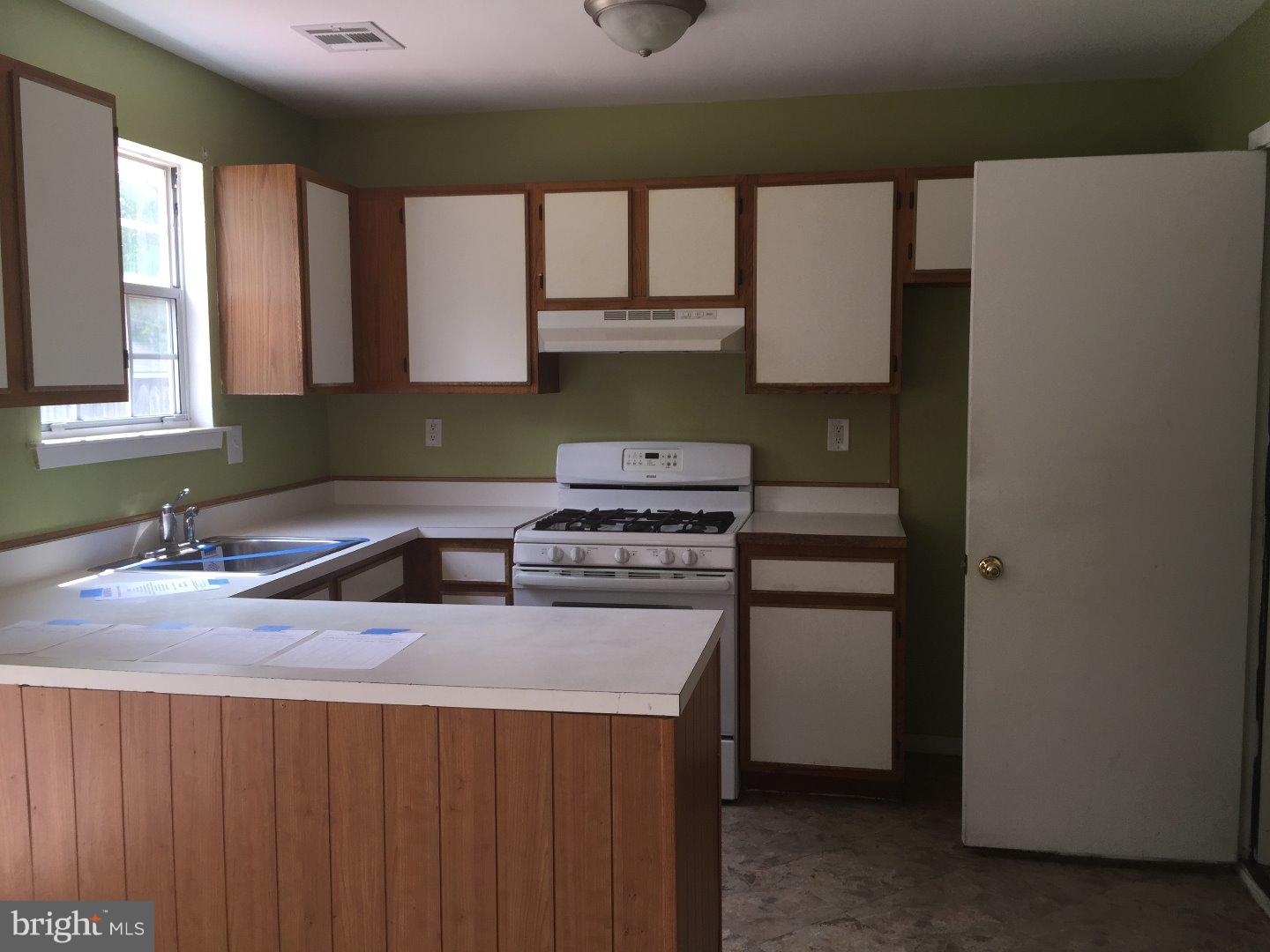 170 Crossing Way Lindenwold, NJ 08021 - Photo 8 of 10 Gallery Image 8