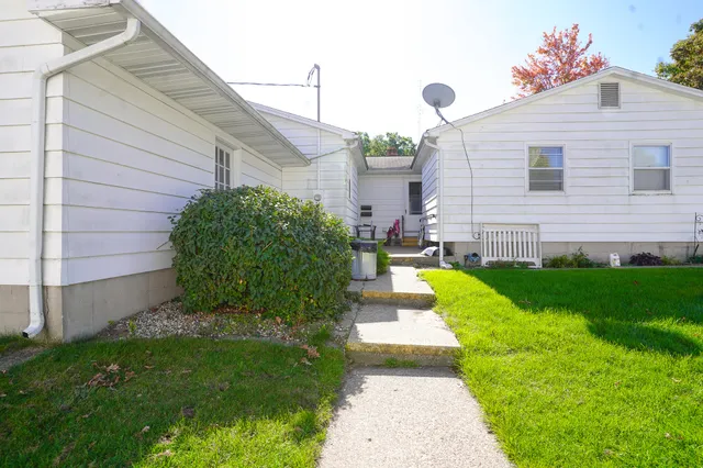 $88,500 | 2151 Banner Drive Southwest, Unit F, Wyoming, MI 49509