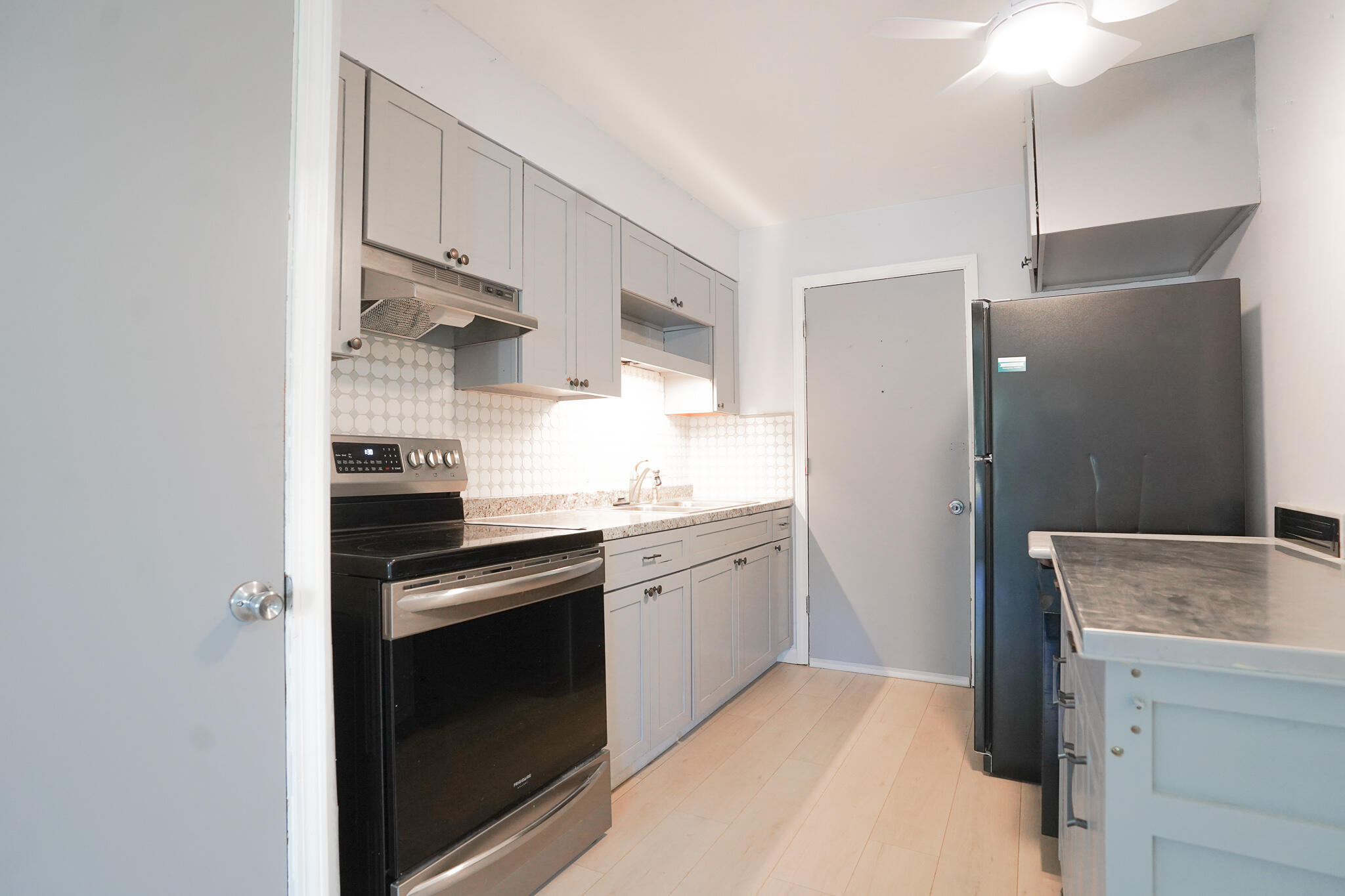 2151 Banner Drive Southwest, Unit F Wyoming, MI 49509 - Photo 9 of 23 DSC09886