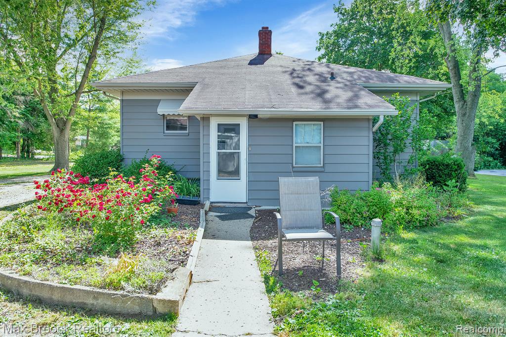 19011 Beck Road Northville, MI 48168 - Photo 33 of 40