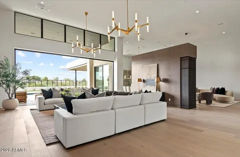 $10,295,000 | 9790 North 56th Street, Paradise Valley, AZ 85253