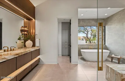 $10,295,000 | 9790 North 56th Street, Paradise Valley, AZ 85253