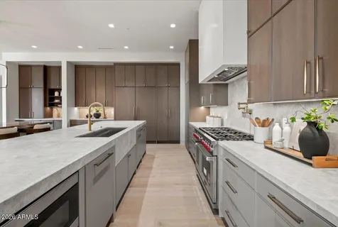 $10,295,000 | 9790 North 56th Street, Paradise Valley, AZ 85253