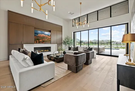 $10,295,000 | 9790 North 56th Street, Paradise Valley, AZ 85253