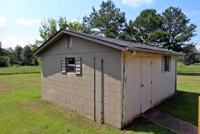 1075 Co Road Flat Rock, AL 35966 - Photo 31 of 59 IMG_1842