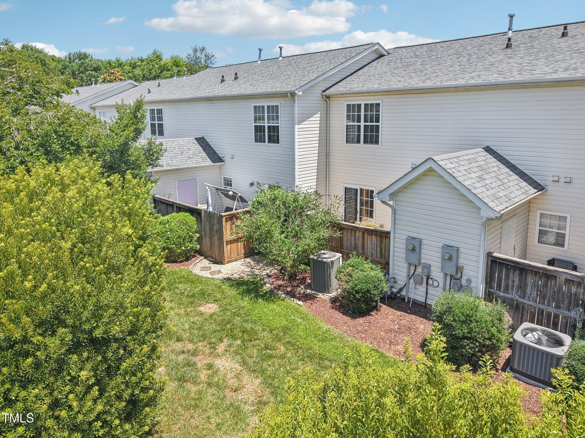 2101 Piney Brook Road, Unit 102 Raleigh, NC 27614 - Photo 24 of 28 39-web-or-mls-Piney Brook Rd-2006-039