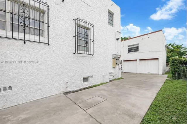 a view of house and outdoor space