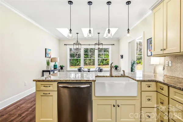 $1,090,000 | 74 Shipman Parkway, Flat Rock, NC 28731
