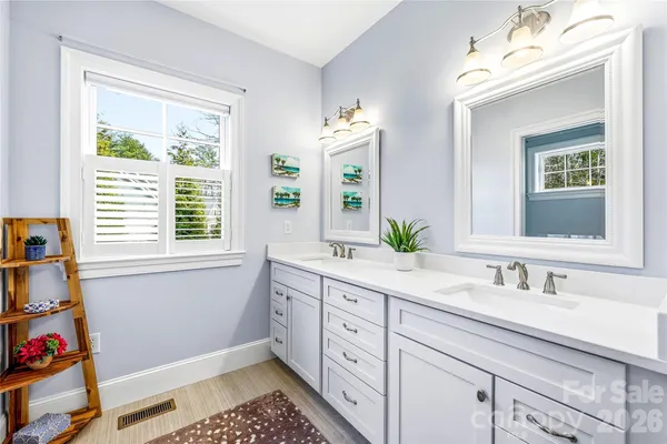 $1,090,000 | 74 Shipman Parkway, Flat Rock, NC 28731