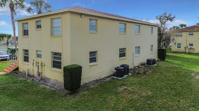 $1,350 | 694 Michigan Court, Unit 3, St. Cloud, FL 34769