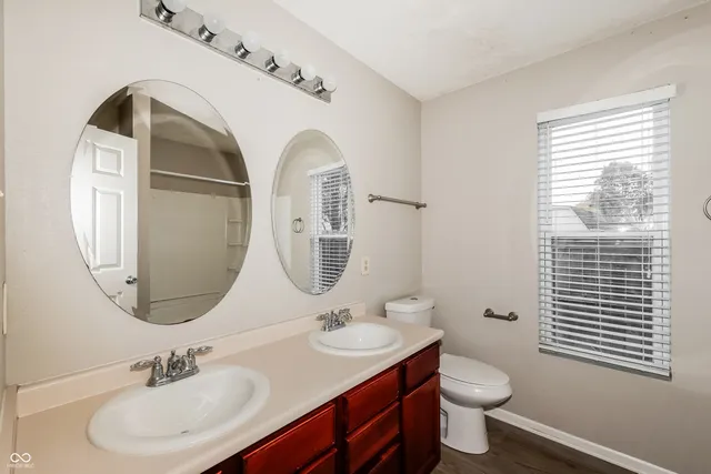 $2,095 | 673 Indigo Court, Greenfield, IN 46140