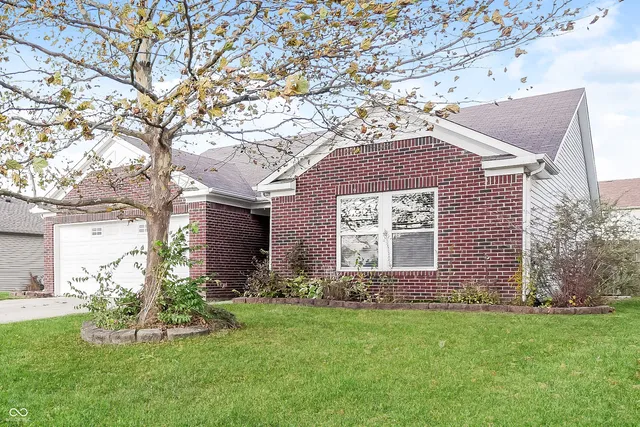 $2,095 | 673 Indigo Court, Greenfield, IN 46140