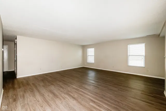 $2,095 | 673 Indigo Court, Greenfield, IN 46140