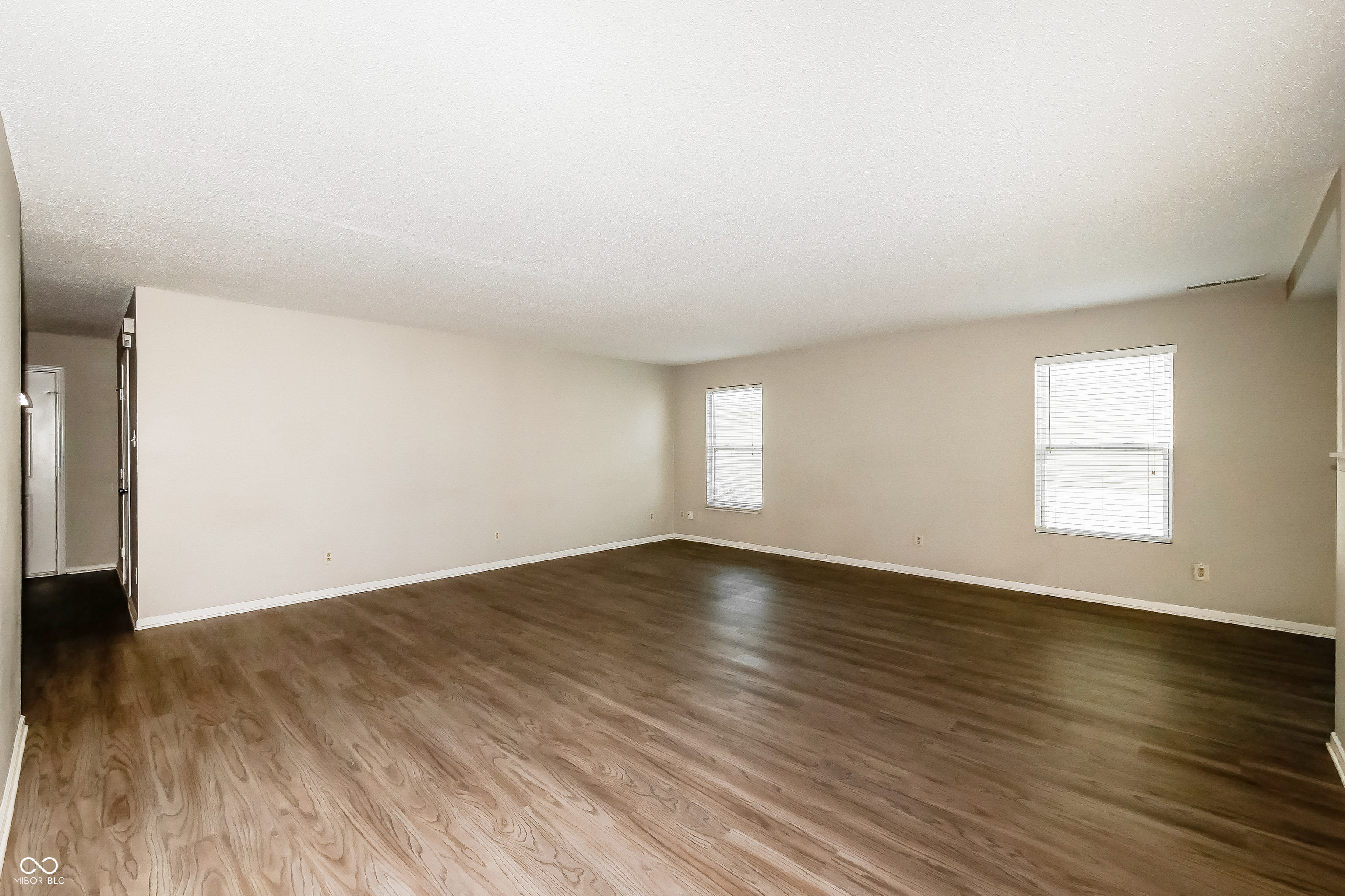 673 Indigo Court Greenfield, IN 46140 - Photo 5 of 16