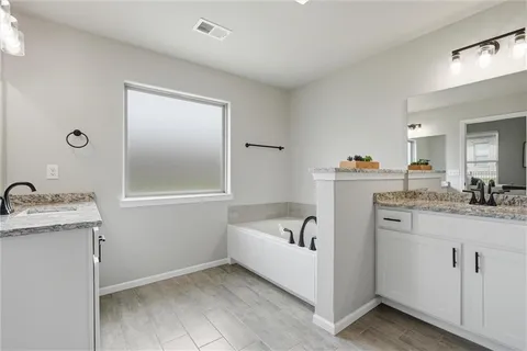 $500,000 | 22662 West 89th Street, Lenexa, KS 66227