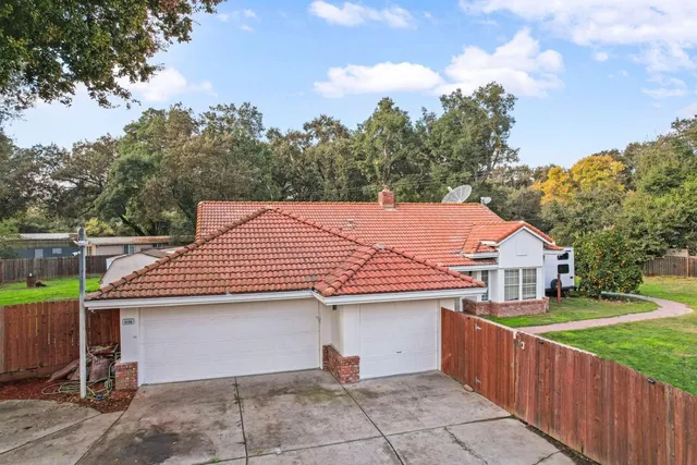 a house view with a sink