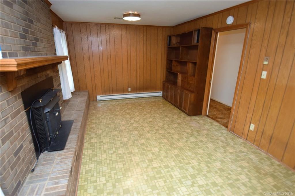 8812 Reedy Creek Road Charlotte, NC 28215 - Photo 11 of 17 Gallery Image 11