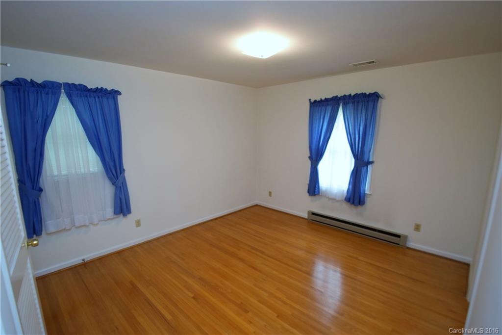 8812 Reedy Creek Road Charlotte, NC 28215 - Photo 14 of 17 Gallery Image 14