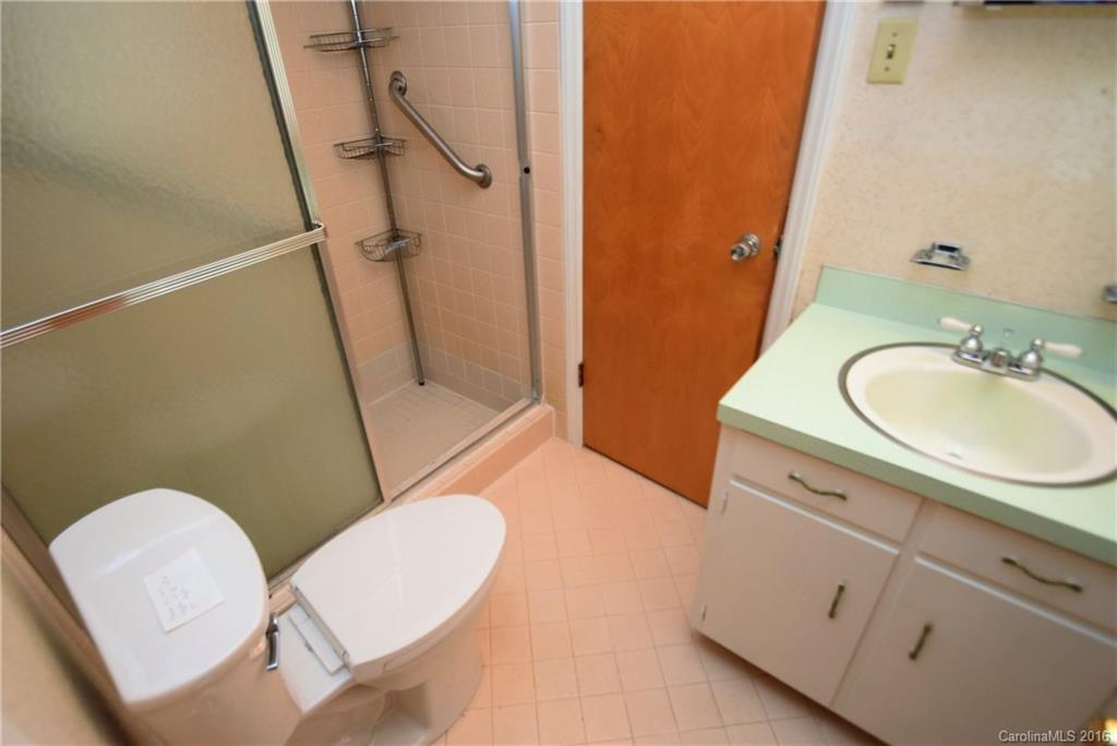 8812 Reedy Creek Road Charlotte, NC 28215 - Photo 15 of 17 Gallery Image 15