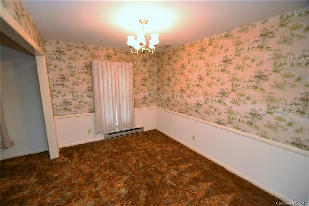 8812 Reedy Creek Road Charlotte, NC 28215 - Photo 8 of 17 Gallery Image 8