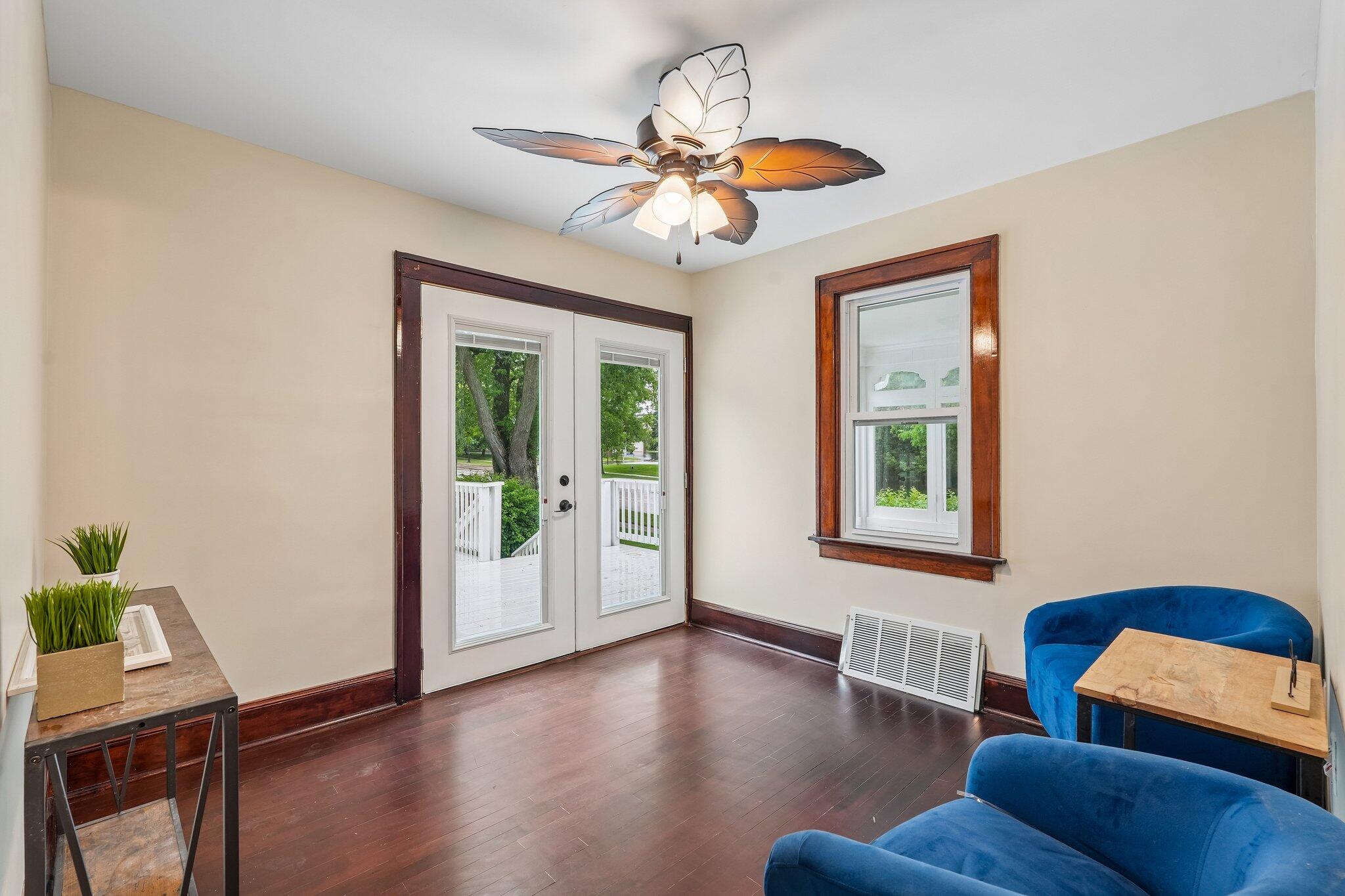 3615 West Cold Spring Road Greenfield, WI 53221 - Photo 20 of 51 20-web-or-mls-W Cold Spring Rd-S1806-020