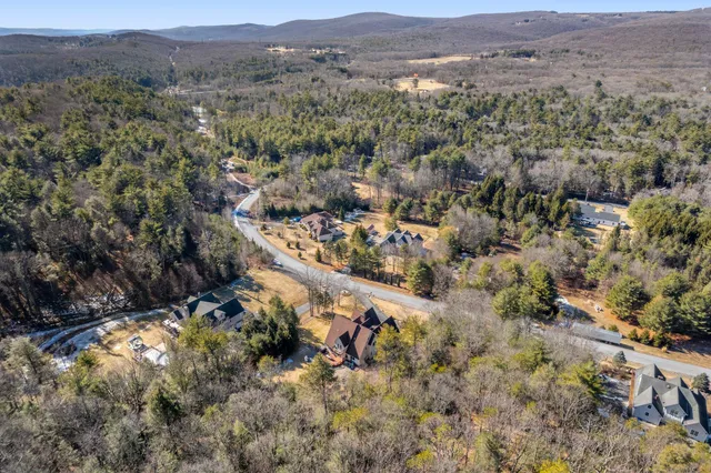 $789,900 | 235 Plantation Drive, Lehighton, PA 18235