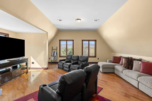 $789,900 | 235 Plantation Drive, Lehighton, PA 18235