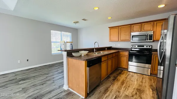 $1,800 | 1577 Megan Bay Circle, Holly Hill, FL 32117