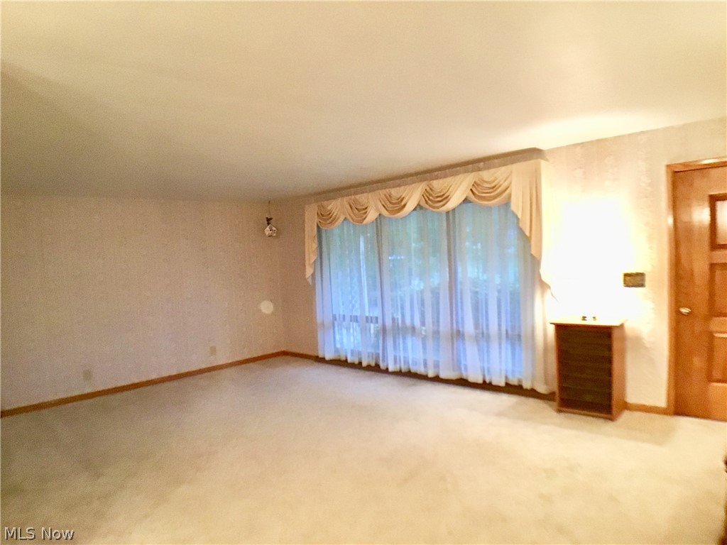 6184 South Oval Road Clinton, OH 44216 - Photo 2 of 22