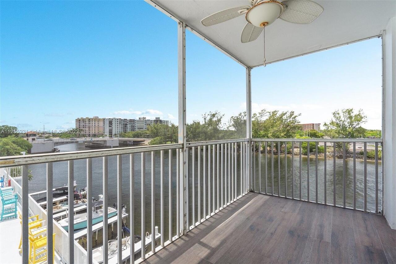 1505 North Riverside Drive, Unit 404 Pompano Beach, FL 33062 - Photo 3 of 22 A11255231_6_1
